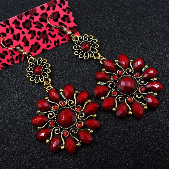 Red Crystal Rhinestone Teardrop Earrings- FABULOUS BETSEY JOHNSON - Picture 2 of 5